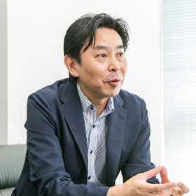 上原 正裕 氏
